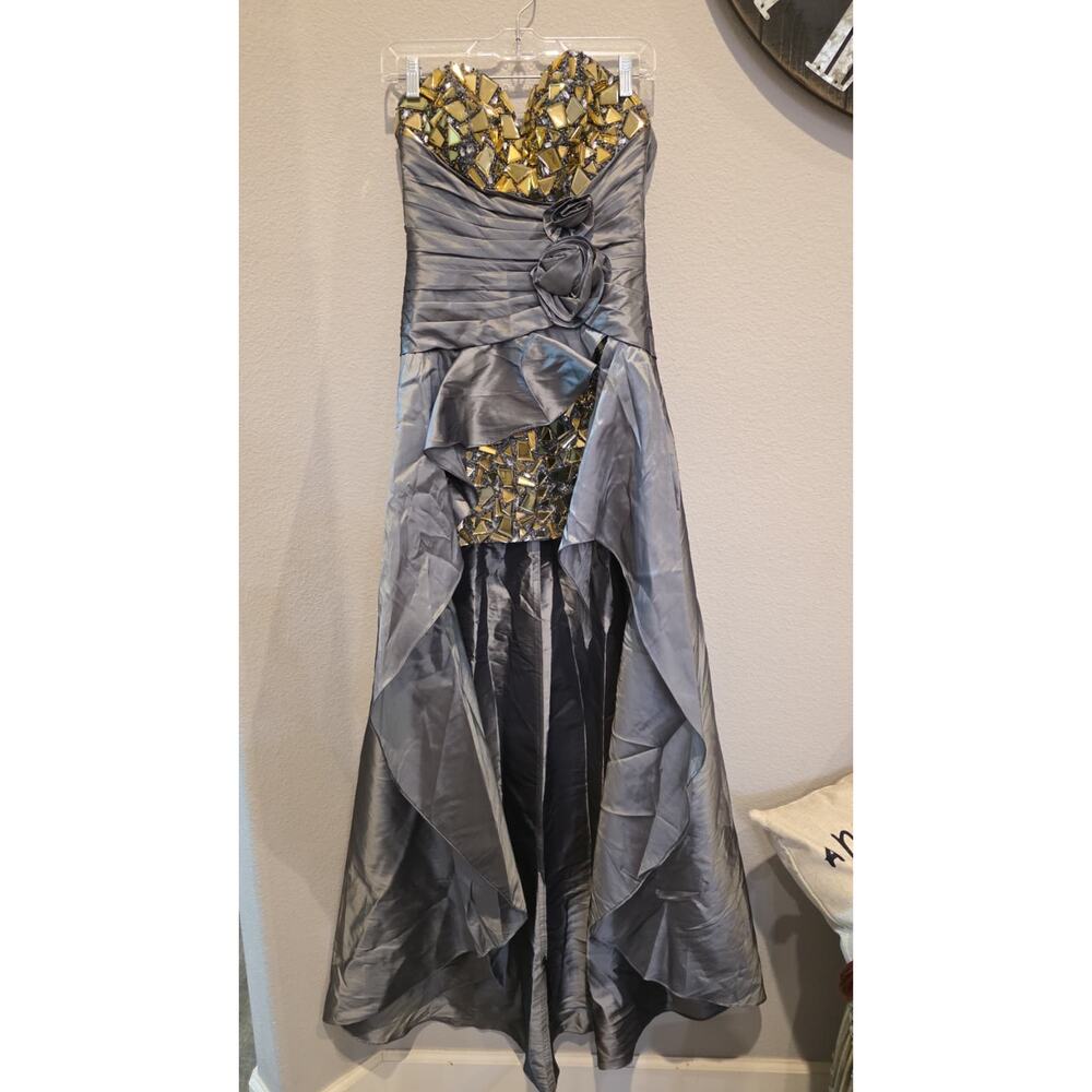 Alyce Designs Formal Gown Womens 2 Gray Strapless Long Gold Embellishment Hi Low